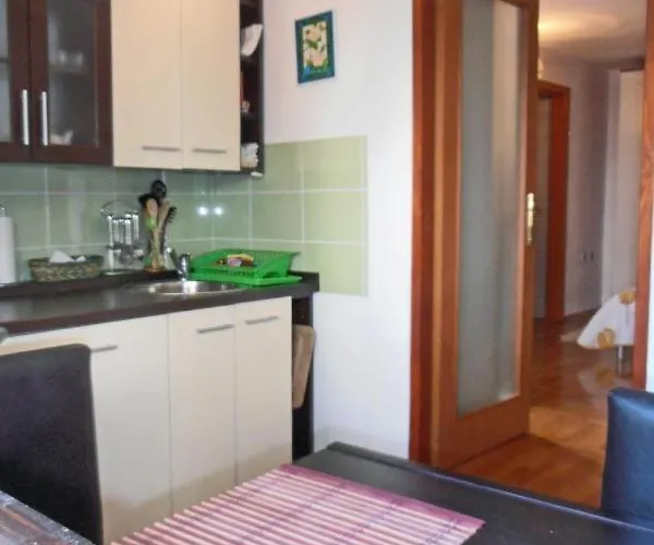 Lägenhet 8029b Veli Lošinj